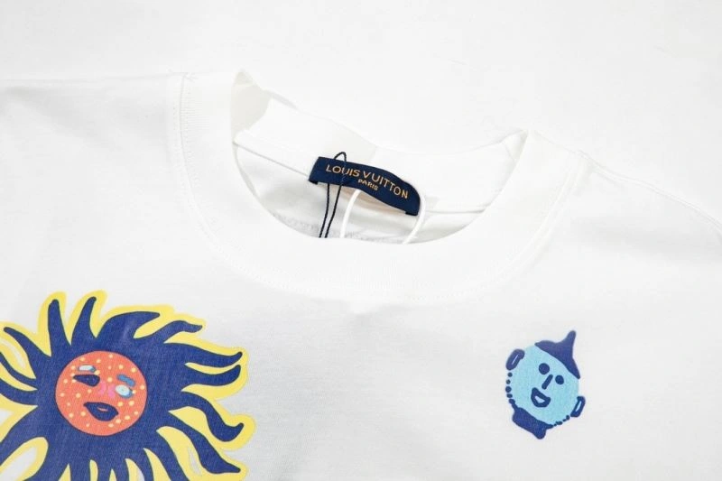 Louis Vuitton T-Shirts Attractive 138137