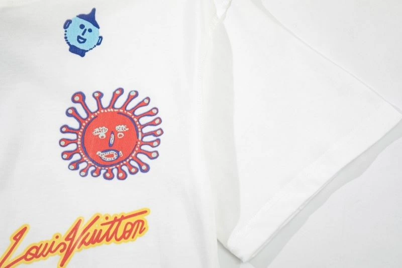 Louis Vuitton T-Shirts Attractive 138137