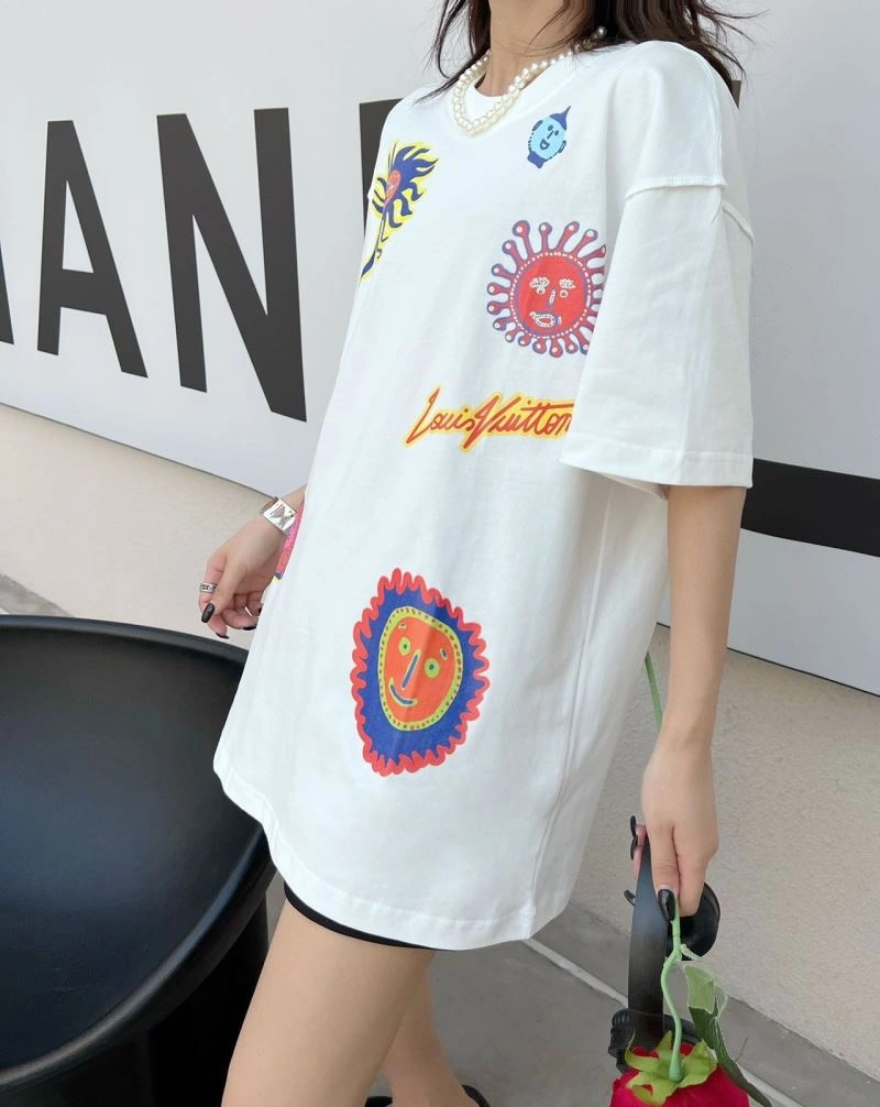 Louis Vuitton T-Shirts Attractive 138137