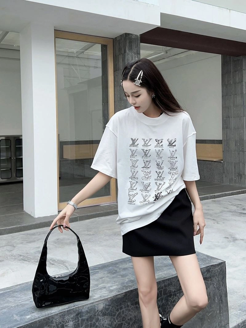 Louis Vuitton T-Shirts Affordable 138136
