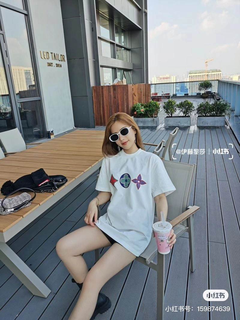 OdorResistant Louis Vuitton T-Shirts 138141