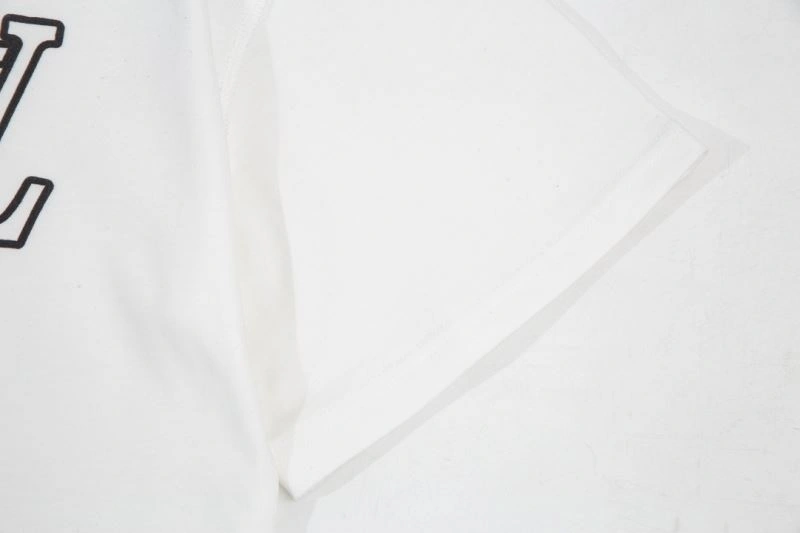 Louis Vuitton T-Shirts Sporty 138149