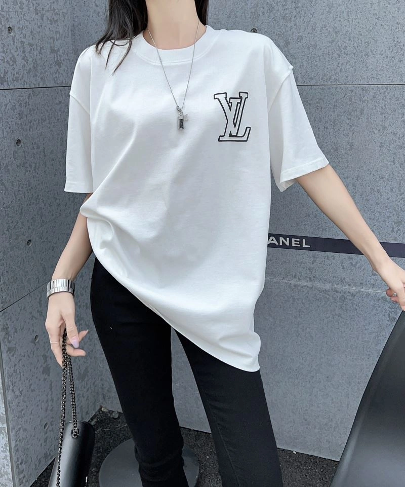 Louis Vuitton T-Shirts Sporty 138149