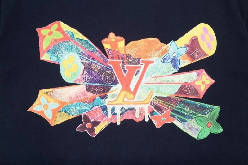 Louis Vuitton T-Shirts WrinkleFree 138131