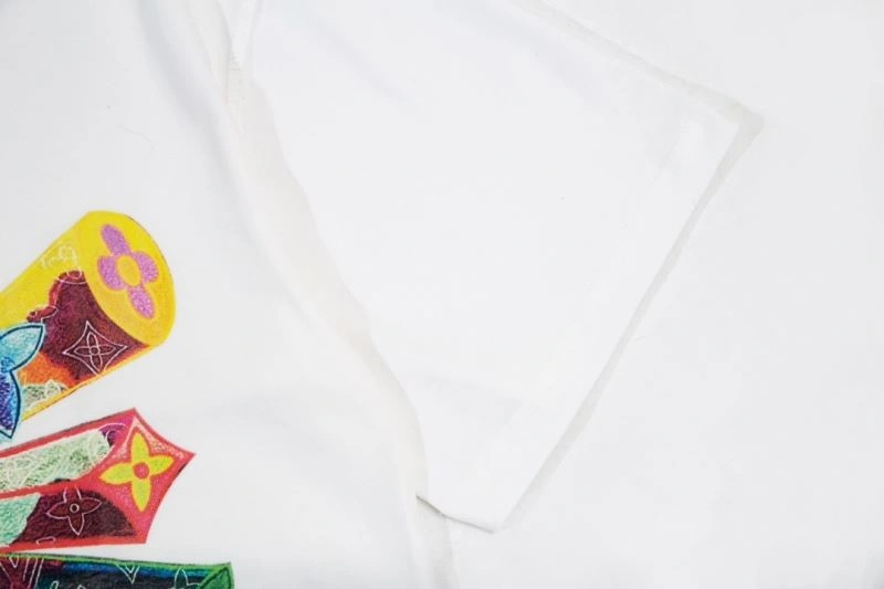 Minimalist Louis Vuitton T-Shirts 138127