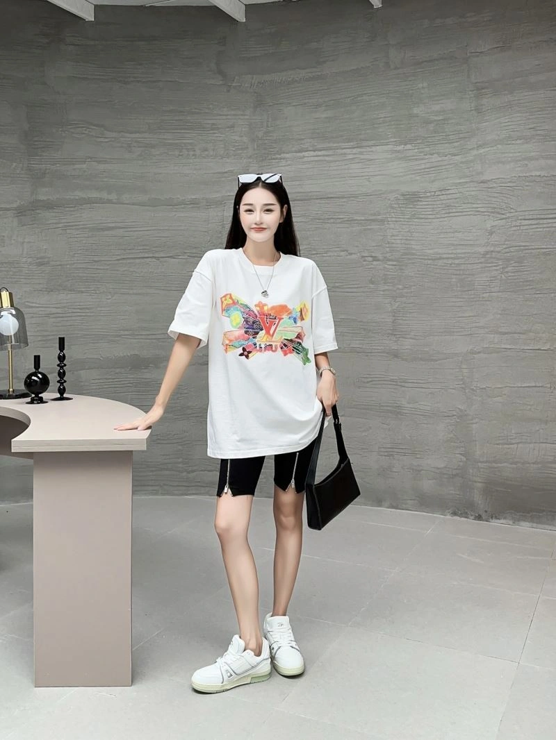 Minimalist Louis Vuitton T-Shirts 138127