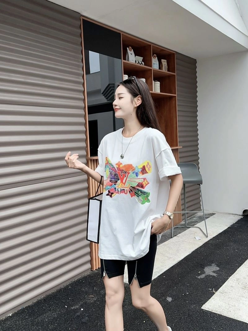 Minimalist Louis Vuitton T-Shirts 138127