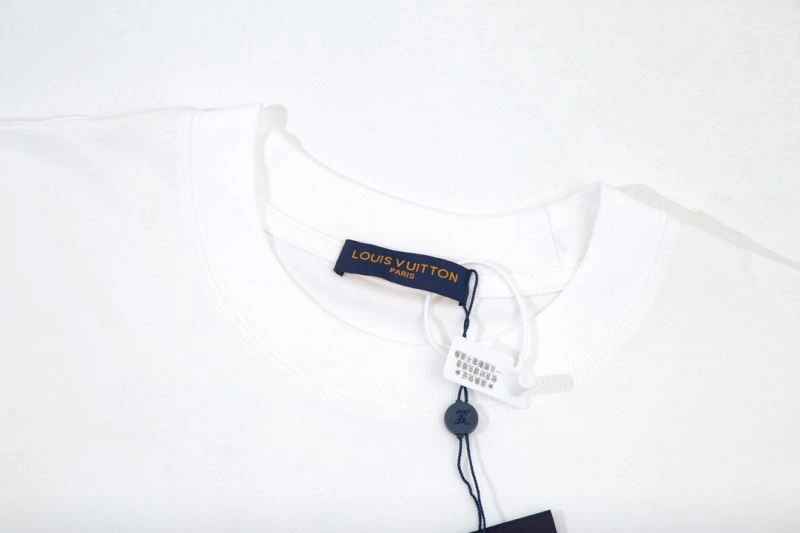 Louis Vuitton T-Shirts GoodFit 138132