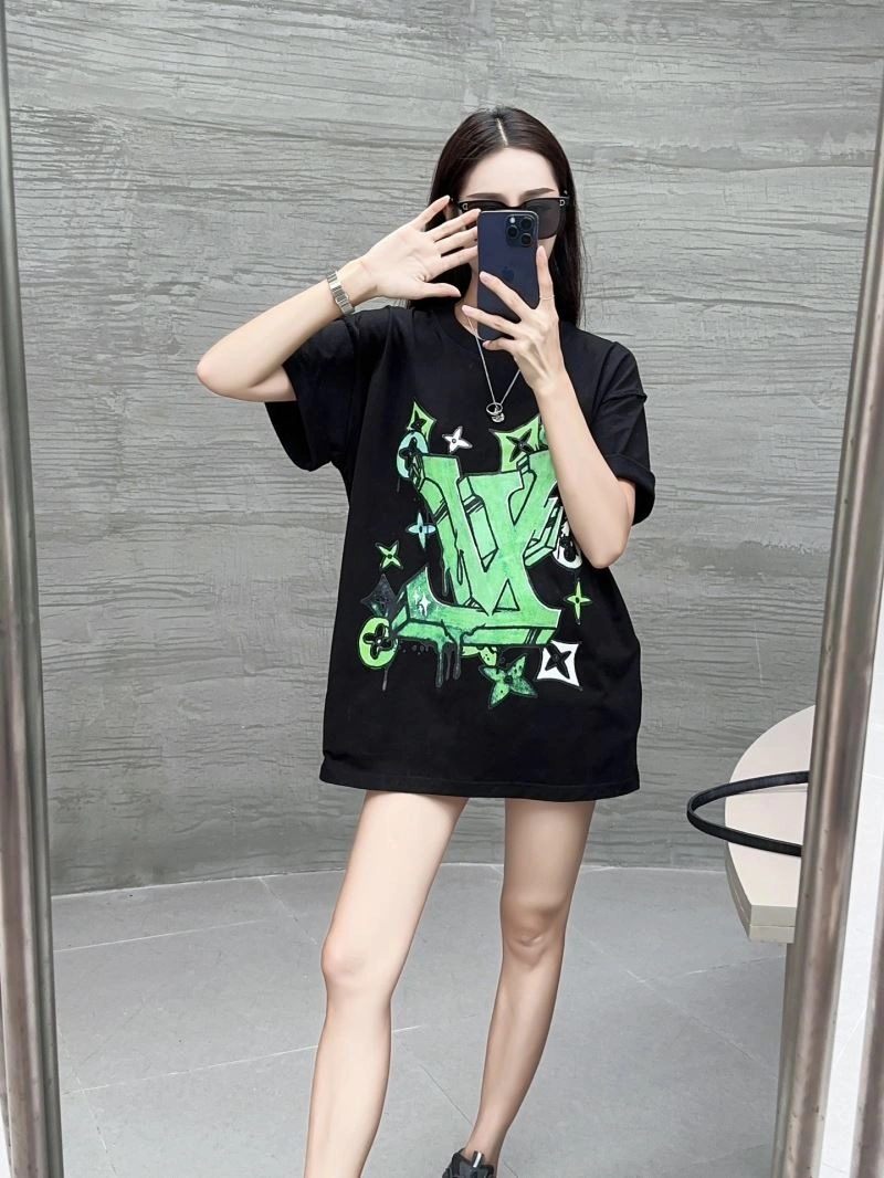 Stretchable Louis Vuitton T-Shirts 138126