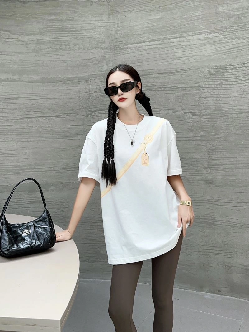 Louis Vuitton T-Shirts Fashionable 138124
