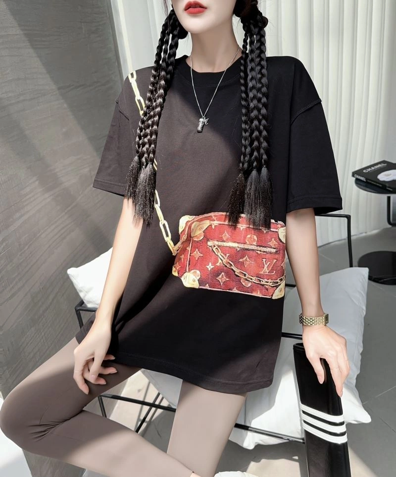 Unisex Louis Vuitton T-Shirts 138120