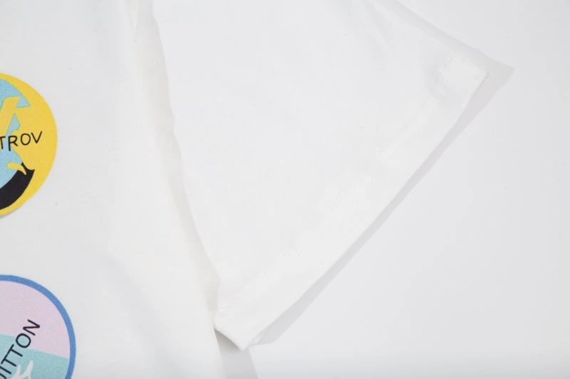 Compact Louis Vuitton T-Shirts 138117