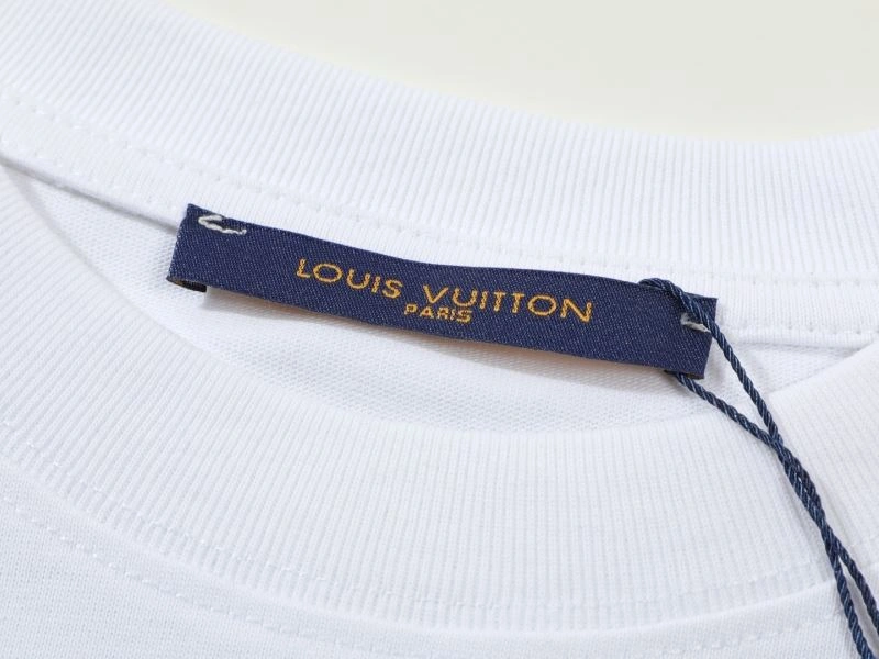 Louis Vuitton T-Shirts Affordable 138105