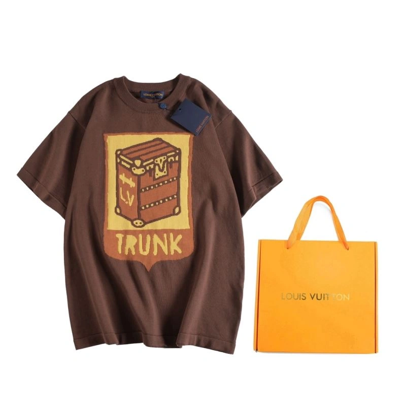 Functional Louis Vuitton T-Shirts 138102