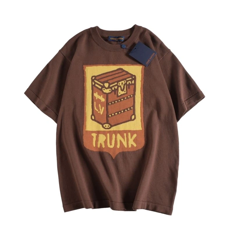 Functional Louis Vuitton T-Shirts 138102