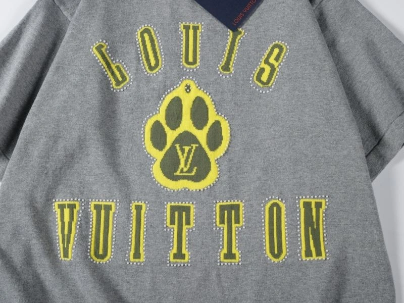 Louis Vuitton T-Shirts Cozy 138095