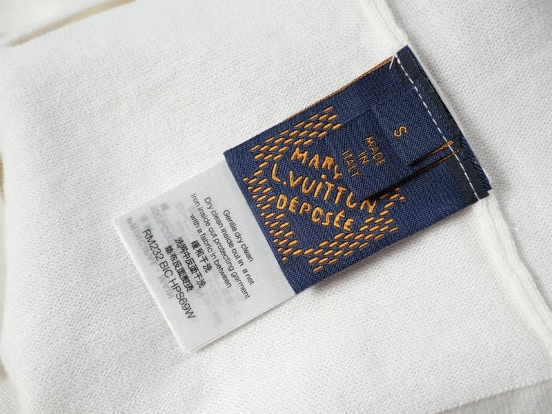 Comfortable Louis Vuitton T-Shirts 138099