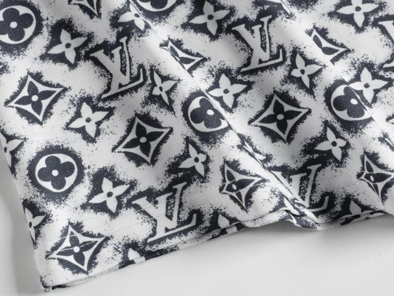 SunProtective Louis Vuitton T-Shirts 138108