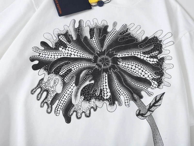 Louis Vuitton T-Shirts Resilient 138096