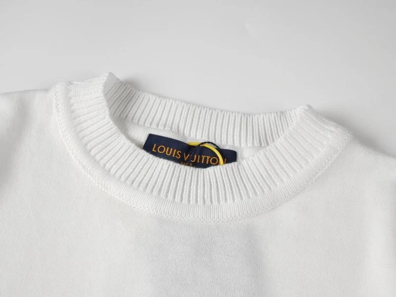 Seasonal Louis Vuitton T-Shirts 138080