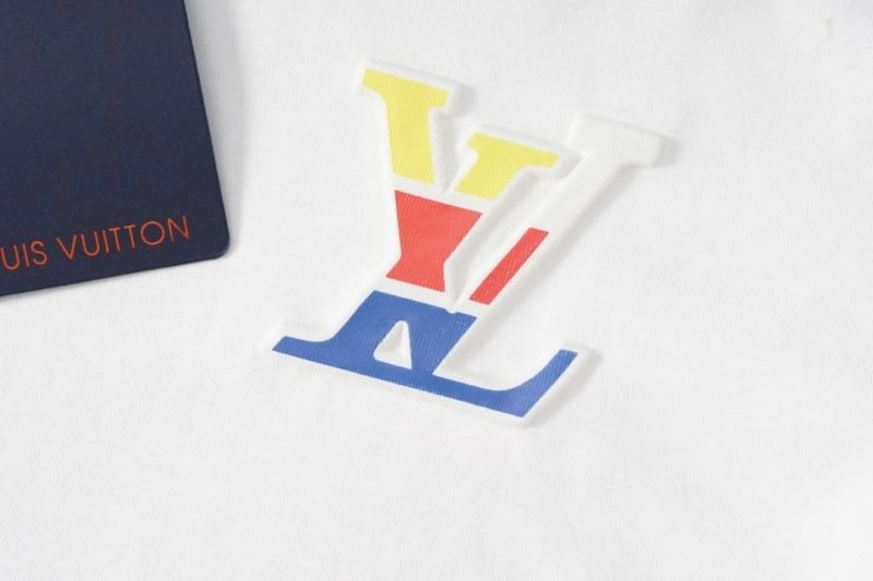 QuickDry Louis Vuitton T-Shirts 138061