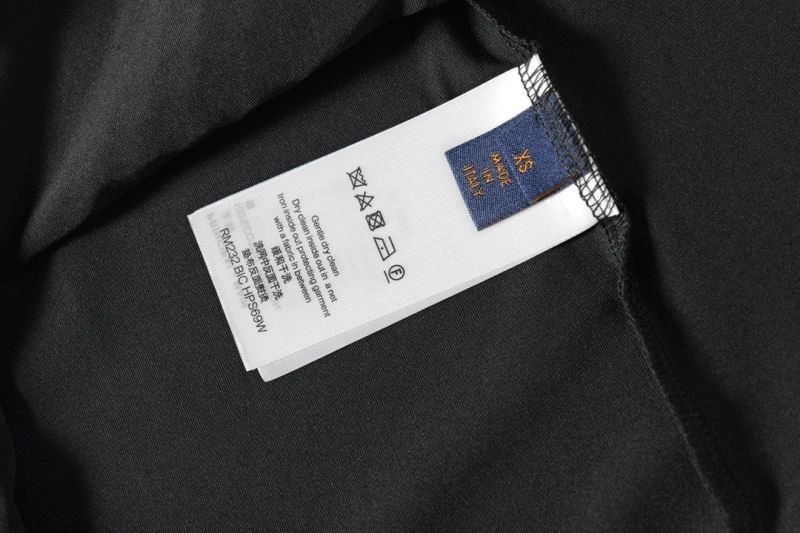 Louis Vuitton T-Shirts Breathable 138068