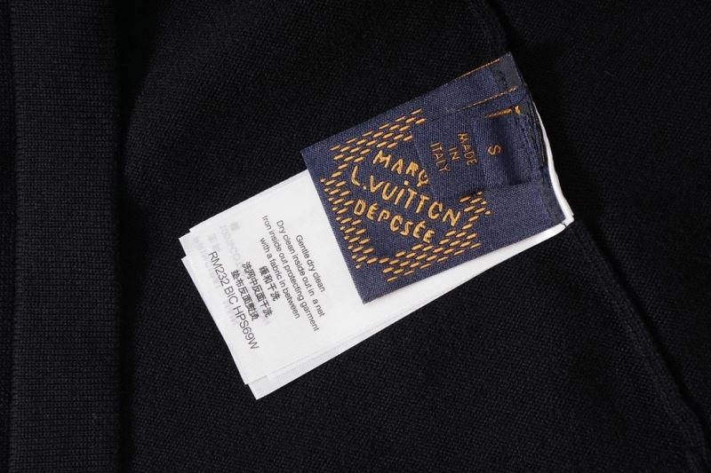 Louis Vuitton T-Shirts Seasonal 138053