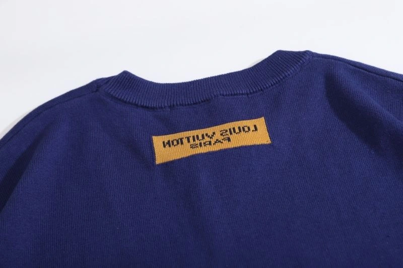 Louis Vuitton T-Shirts Lightweight 138050
