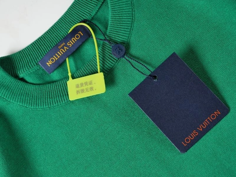 Cozy Louis Vuitton T-Shirts 138046