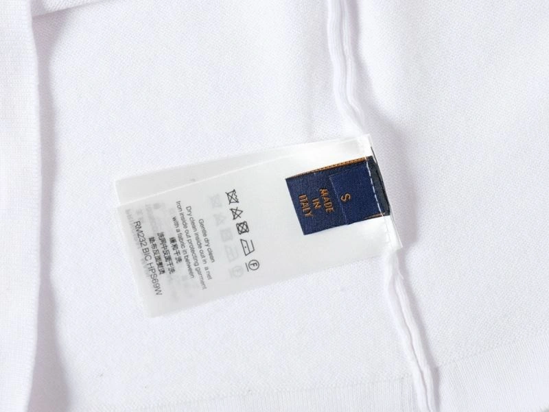 Louis Vuitton T-Shirts Stretchable 138078