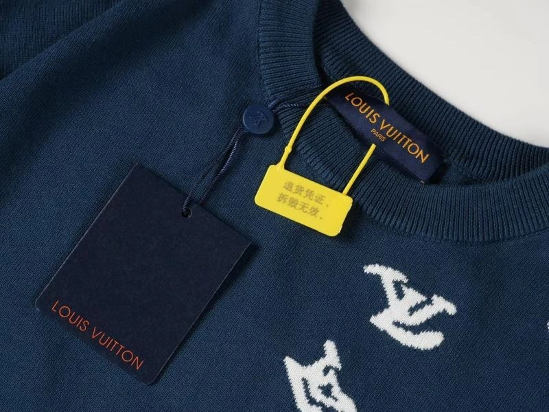 MoistureWicking Louis Vuitton T-Shirts 138014