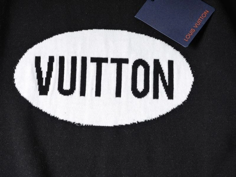 Breathable Louis Vuitton T-Shirts 138029
