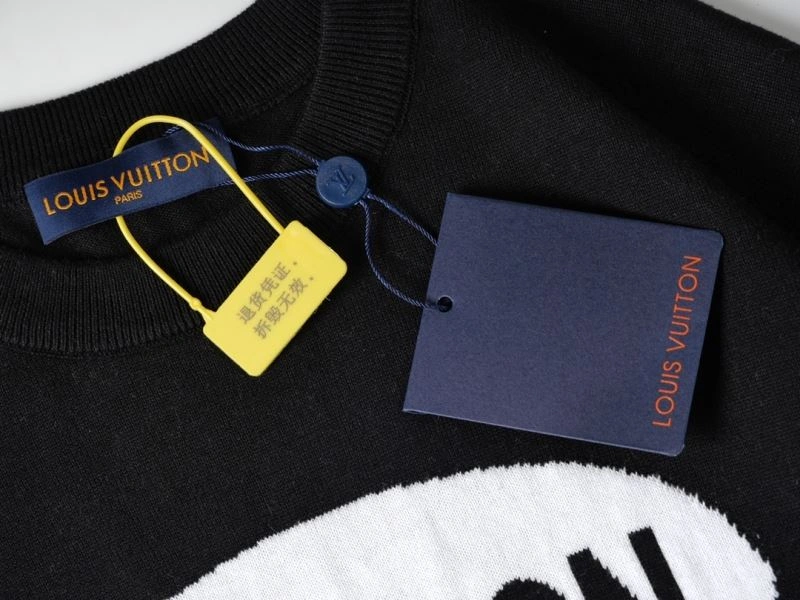 Breathable Louis Vuitton T-Shirts 138029