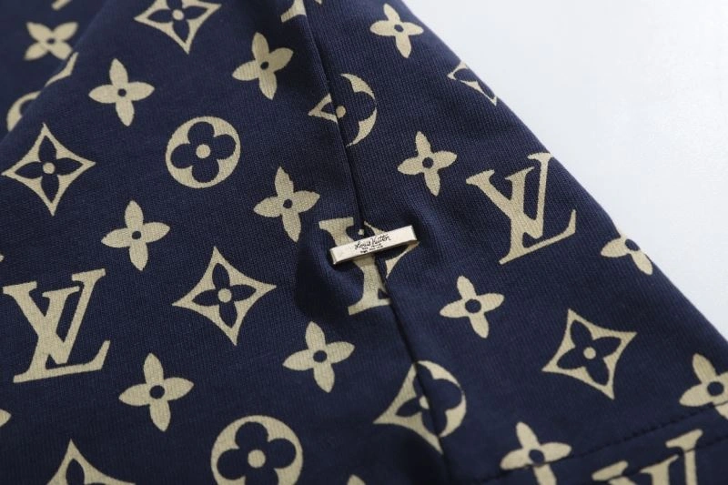 Louis Vuitton T-Shirts Stylish 138005