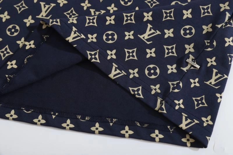 Louis Vuitton T-Shirts Stylish 138005