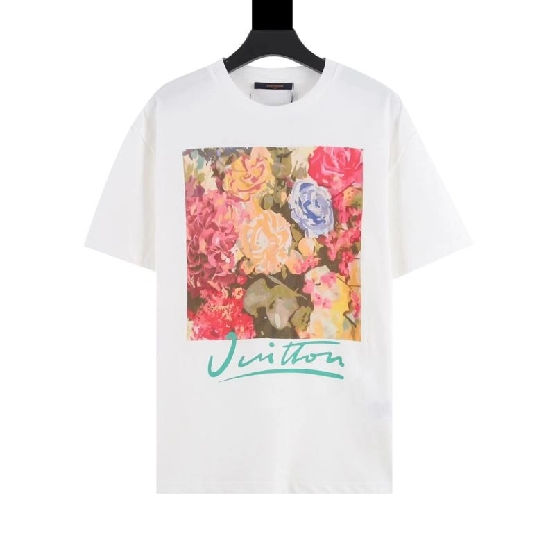 Contemporary Louis Vuitton T-Shirts 138002