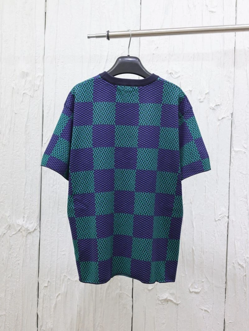 Sleek Louis Vuitton T-Shirts 138015