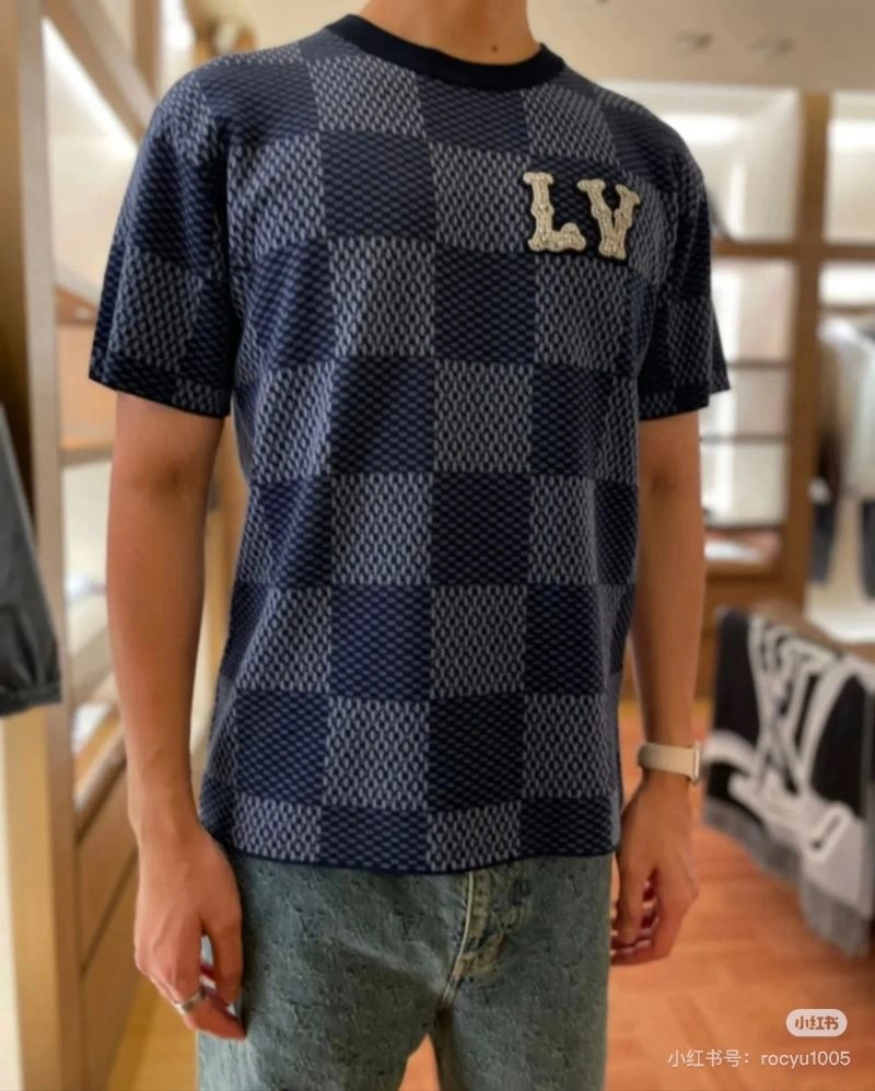 Louis Vuitton T-Shirts Trendy 138021