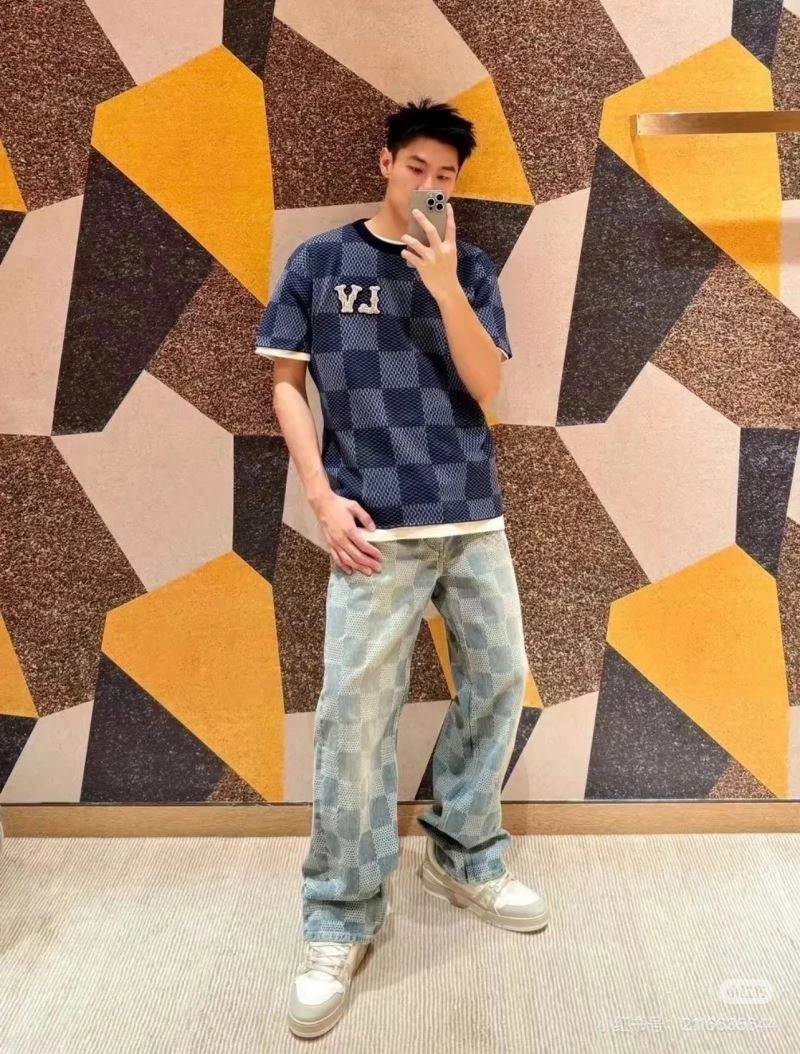 Louis Vuitton T-Shirts Trendy 138021