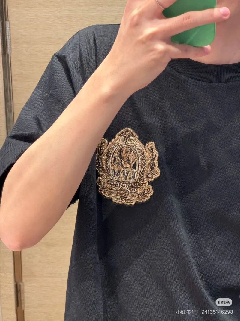 Louis Vuitton T-Shirts EyeCatching 138007