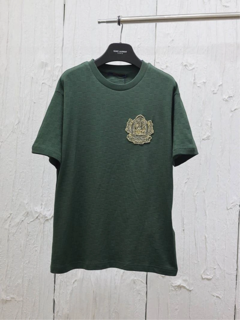 EyeCatching Louis Vuitton T-Shirts 138001