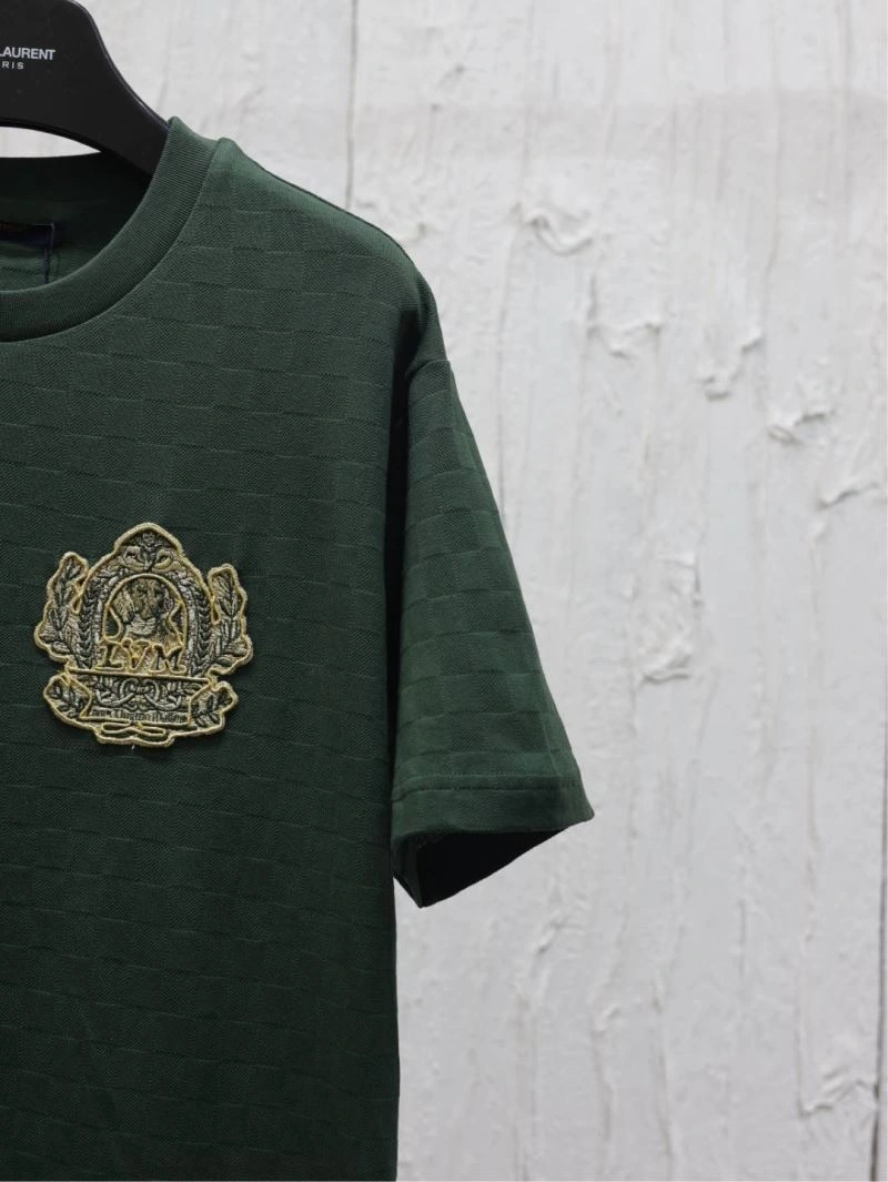 EyeCatching Louis Vuitton T-Shirts 138001