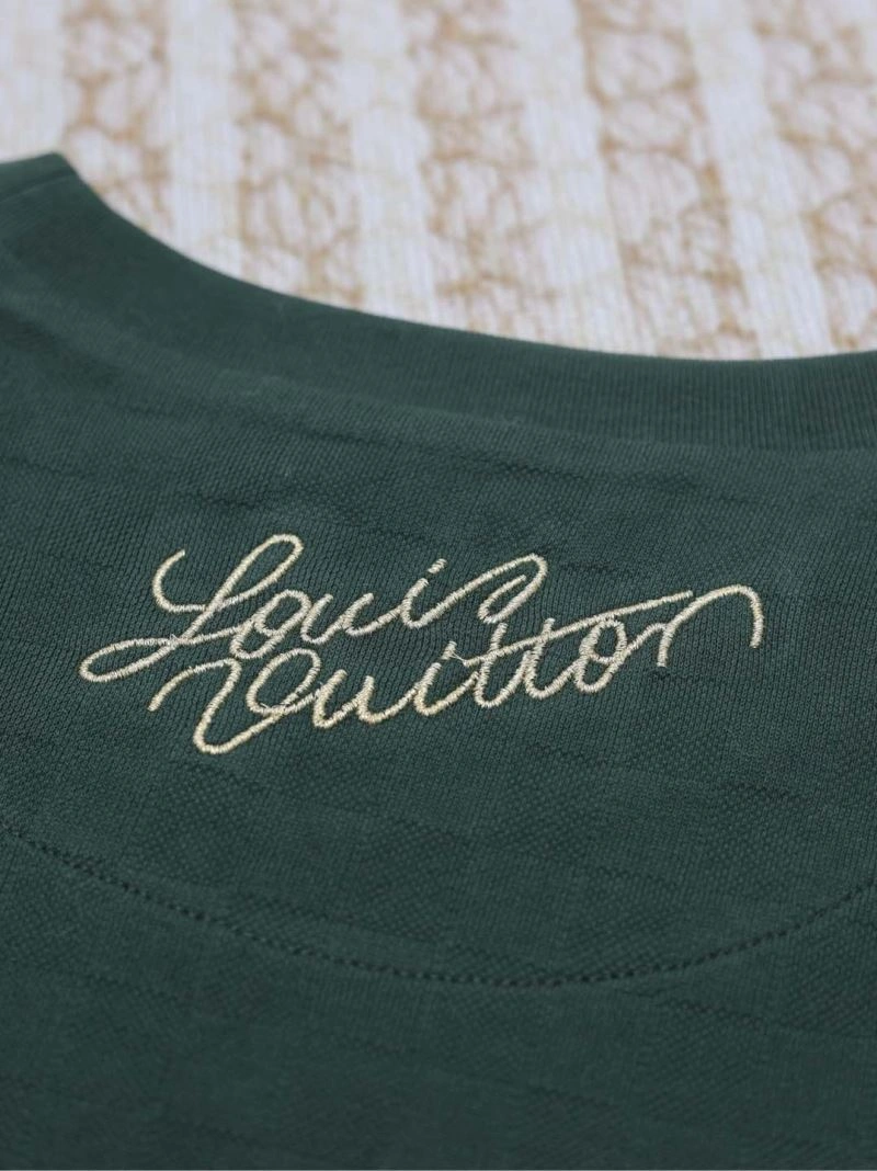 EyeCatching Louis Vuitton T-Shirts 138001