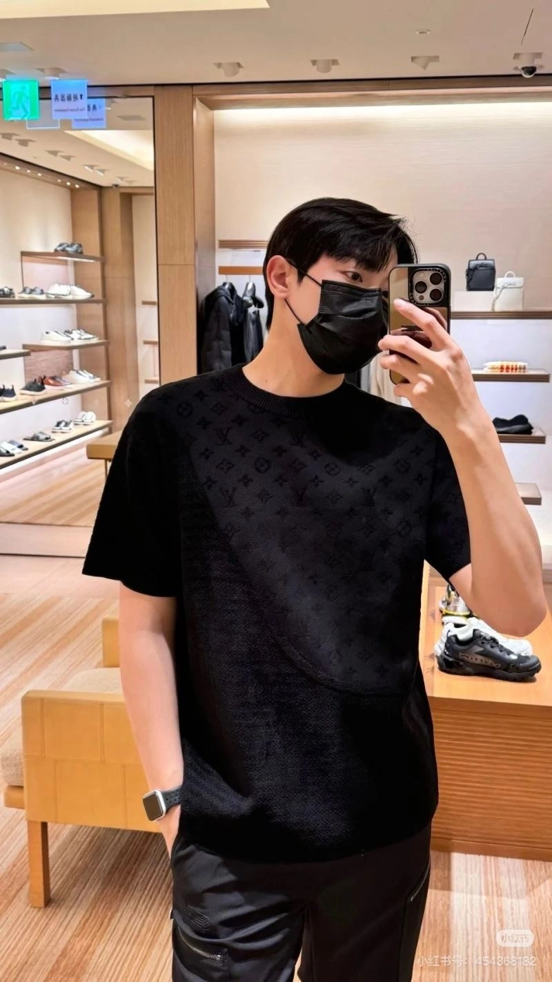 Thermal Louis Vuitton T-Shirts 137997
