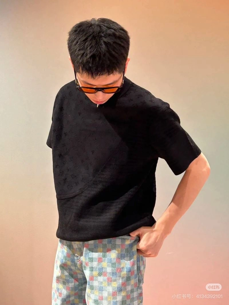 Thermal Louis Vuitton T-Shirts 137997