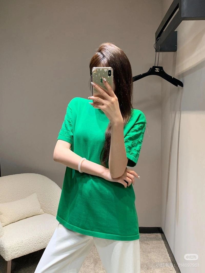 Lightweight Louis Vuitton T-Shirts 137994
