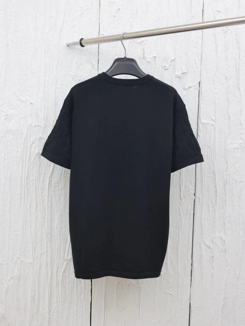 Versatile Louis Vuitton T-Shirts 137993