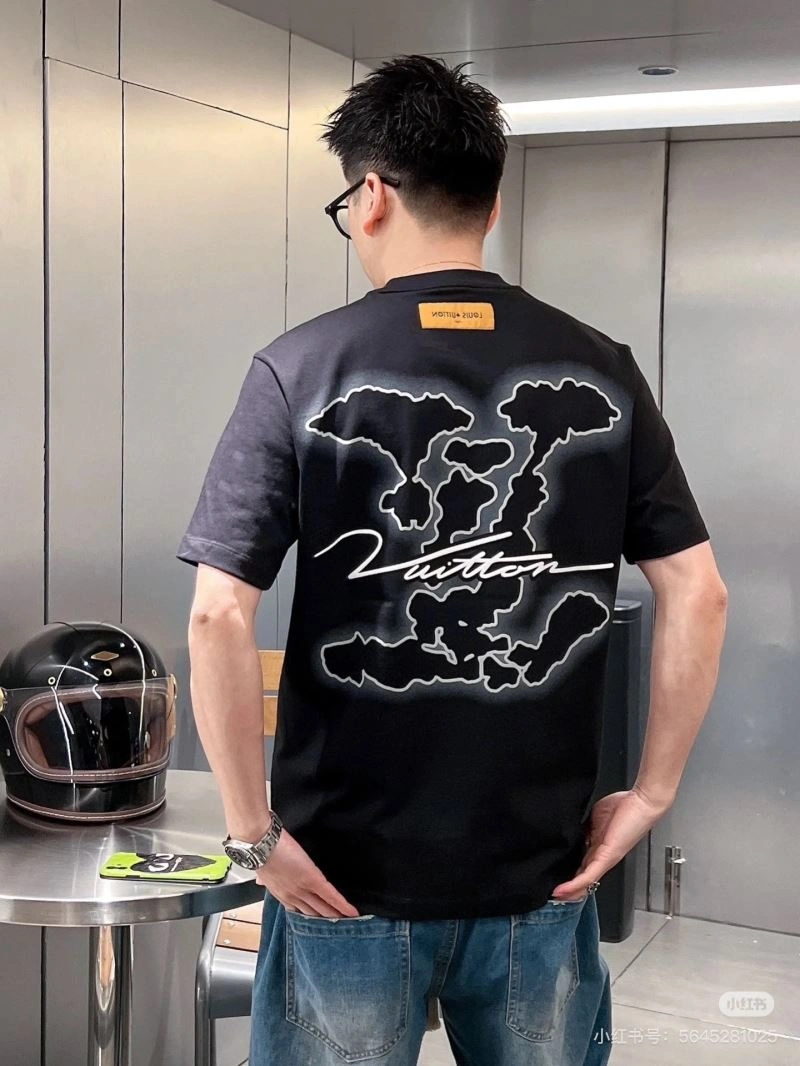 Upgraded Louis Vuitton T-Shirts 137980