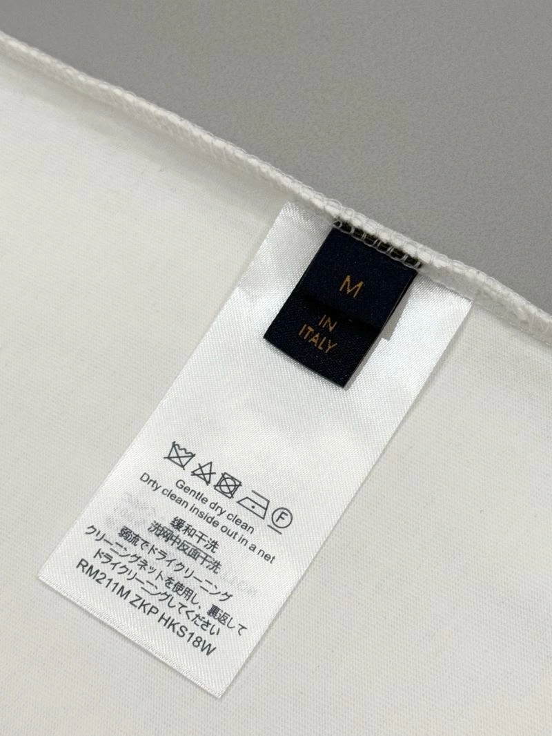 RelaxedFit Louis Vuitton T-Shirts 137965
