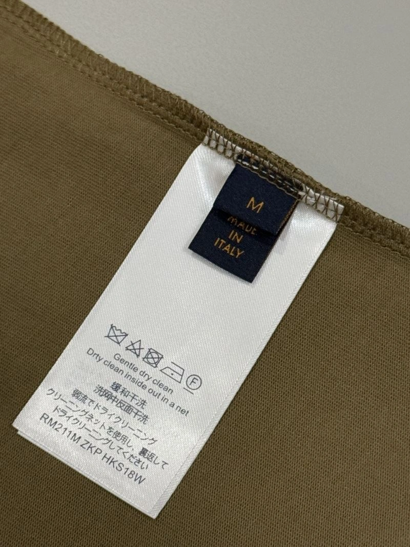 Attractive Louis Vuitton T-Shirts 137985